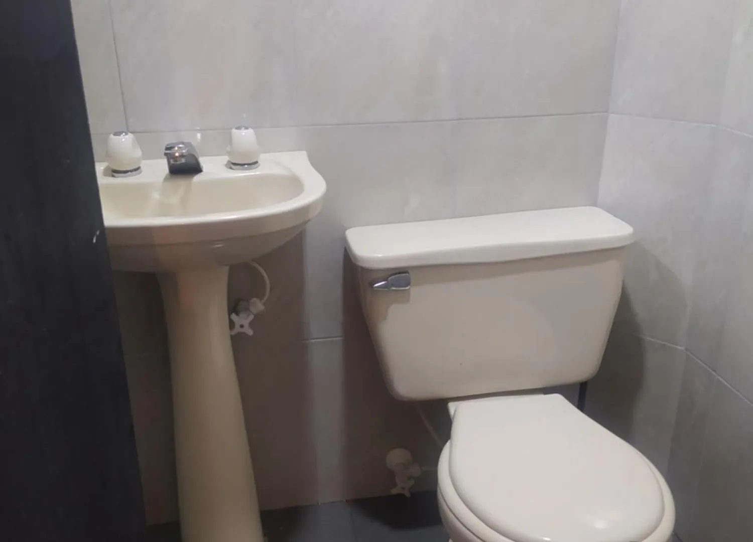 Hospedaje J&L Medellin Colombia